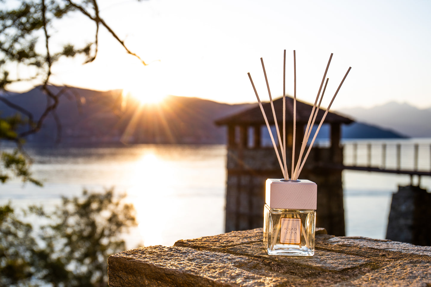 Aqua di Ispra White Line room diffuser